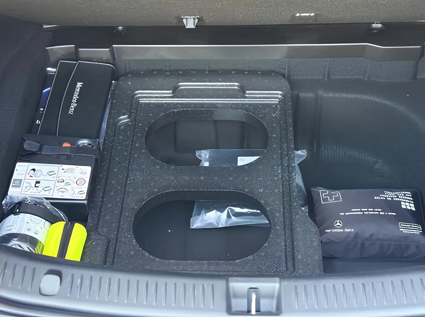 Mercedes E 220 d, 2.0 L, 2018 год, 79 526 km, Баку - Цена: 51 000 ₼ - Tunel.az