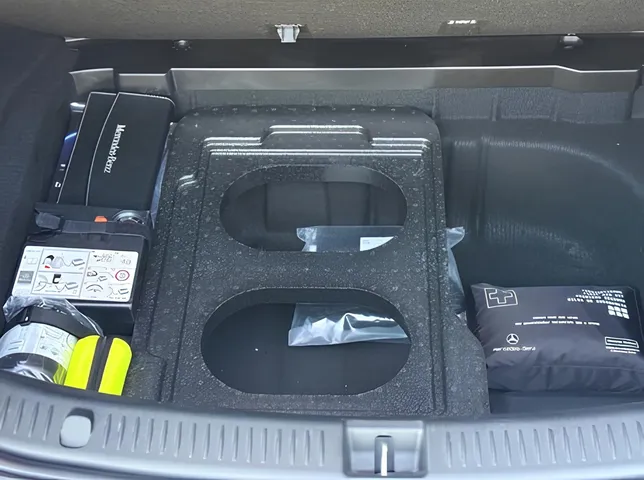 Mercedes E 220 d, 2.0 L, 2018 год, 79 526 km, Баку - Цена: 51 000 ₼ - Tunel.az