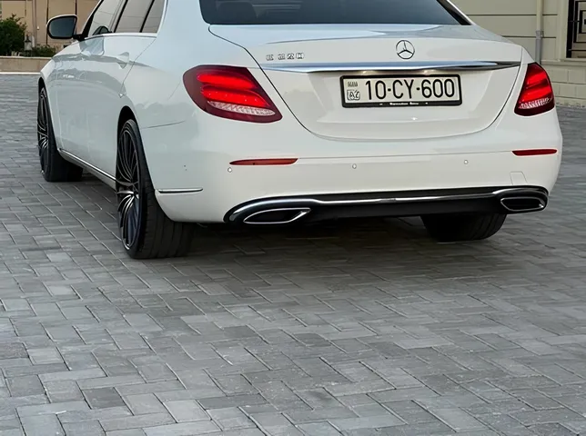 Mercedes E 220 d, 2.0 L, 2018 год, 79 526 km, Баку - Цена: 51 000 ₼ - Tunel.az