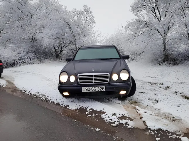 Mercedes E 230, 2.3 L, 1996 year, 491 882 km, Goranboy - Price: 7 900 ₼ - Tunel.az
