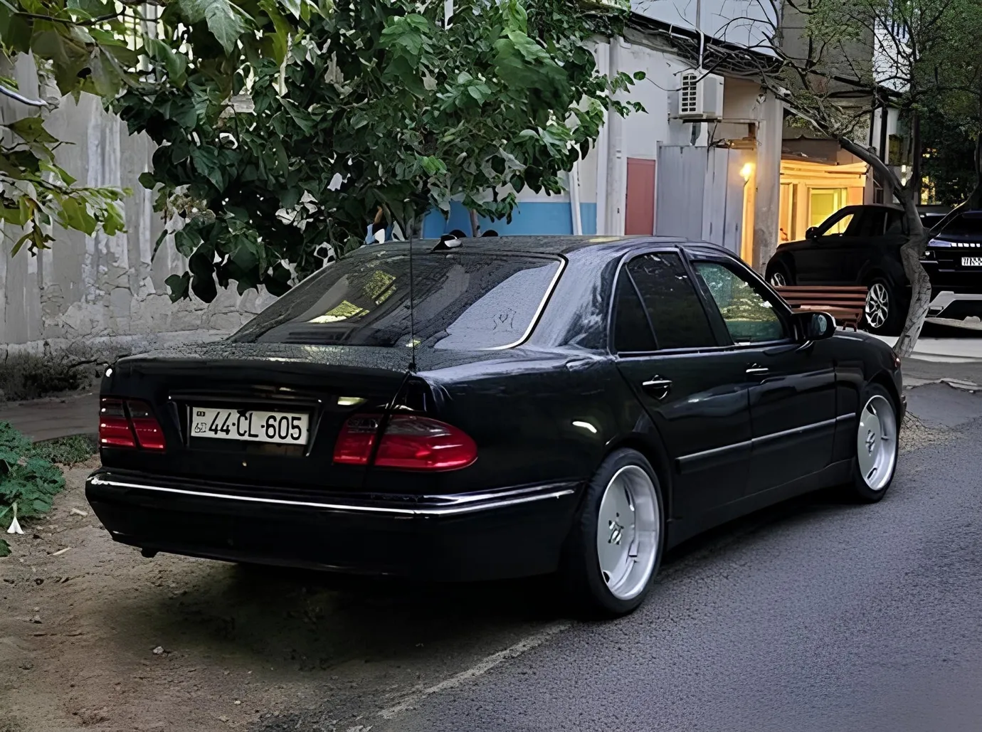 Mercedes E 220, 2.2 L, 1998 year, 768 000 km, Sumgayit - Price: 10 800 ₼ - Tunel.az