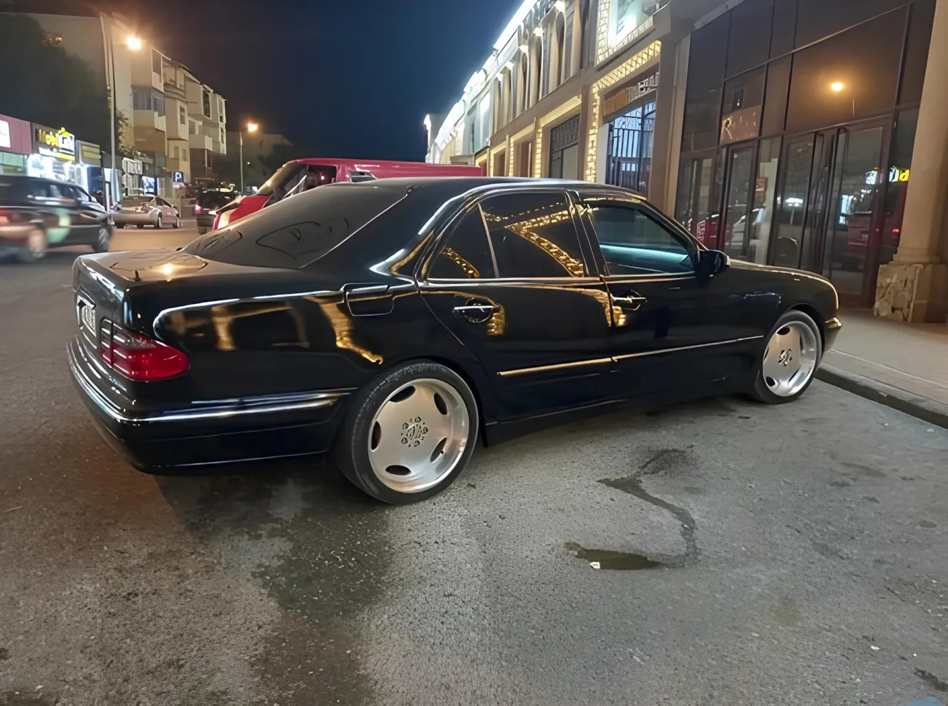 Mercedes E 220, 2.2 L, 1998 year, 768 000 km, Sumgayit - Price: 10 800 ₼ - Tunel.az
