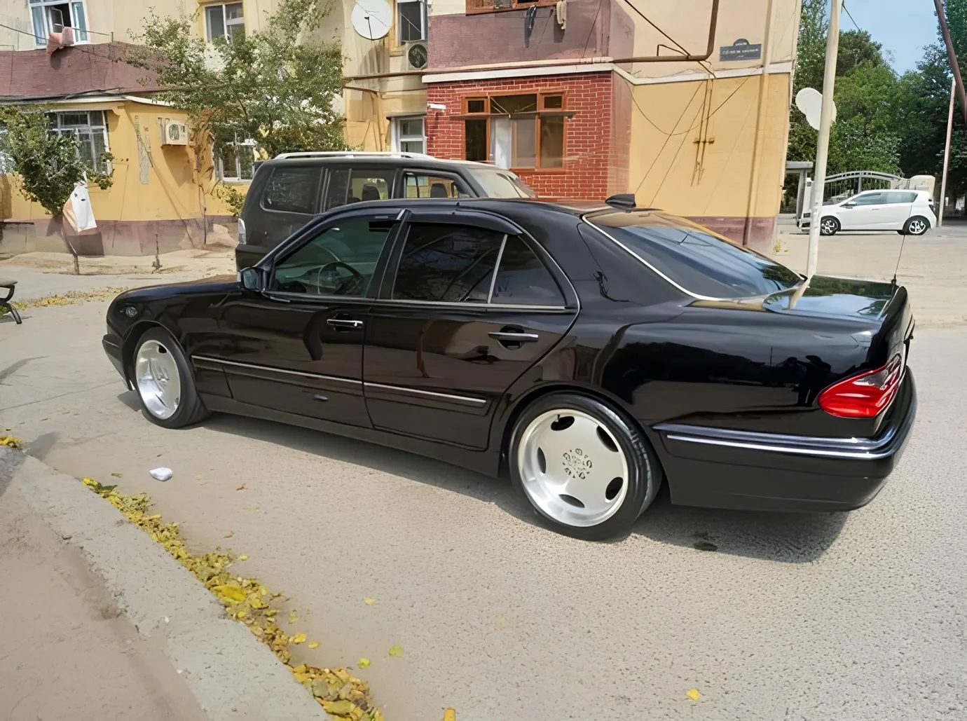 Mercedes E 220, 2.2 L, 1998 year, 768 000 km, Sumgayit - Price: 10 800 ₼ - Tunel.az