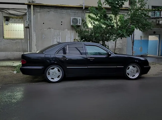 Mercedes E 220, 2.2 L, 1998 year, 768 000 km, Sumgayit - Price: 10 800 ₼ - Tunel.az