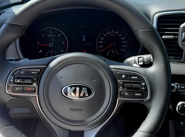 Kia Sportage, 2.0 L, 2016 i̇l, 84 000 km, Bakı - Qiymət: 29 800 ₼ - Tunel.az