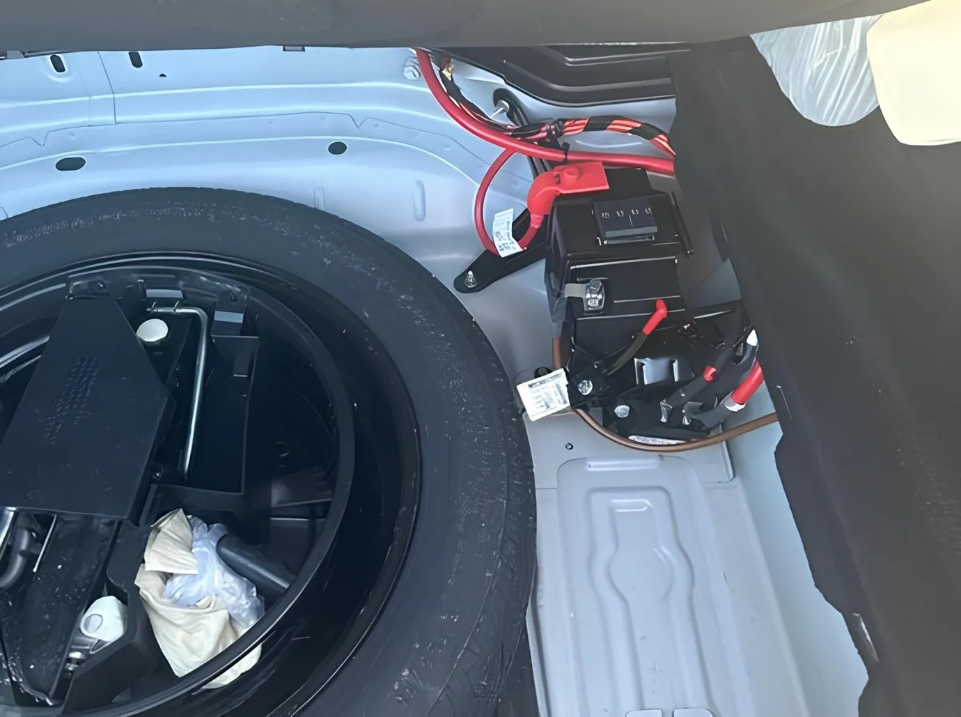 Mercedes E 250, 2.1 L, 2014 year, 190 000 km, Baku - Price: 28 000 ₼ - Tunel.az