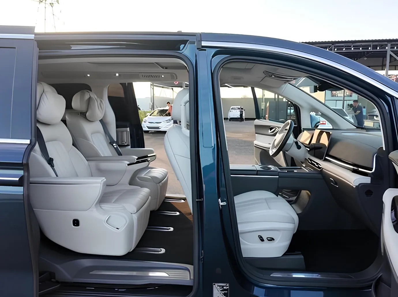 Voyah Dream, 1.5 L, 2025 წელი, 59 000 km, Baku - ფასი: 89 000 ₼ - Tunel.az