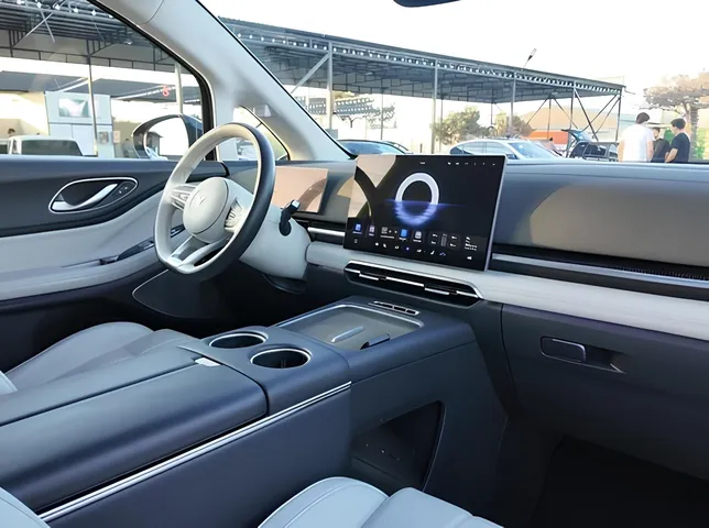 Voyah Dream, 1.5 L, 2025 წელი, 59 000 km, Baku - ფასი: 89 000 ₼ - Tunel.az