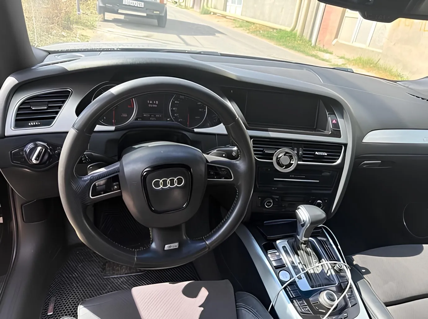 Audi A4, 2.0 L, 2011 year, 250 000 km, Baku - Price: 19 500 ₼ - Tunel.az