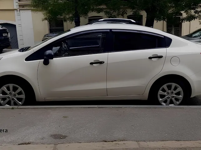 Kia Rio, 1.4 L, 2014 год, 274 968 km, Баку - Цена: 13 900 ₼ - Tunel.az