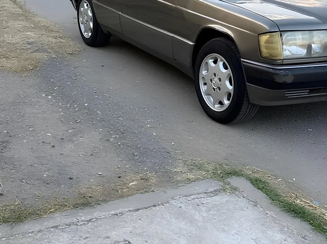 Mercedes 190, 2.3 L, 1992 წელი, 256 000 km, Sabirabad - ფასი: 4 500 ₼ - Tunel.az