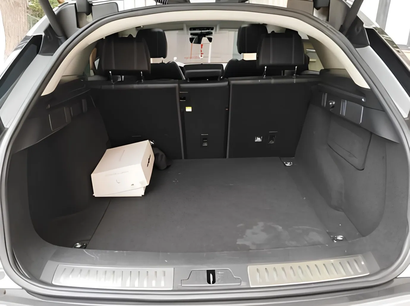 Land Rover RR Velar, 2.0 L, 2019 yil, 95 000 km, Baku - Narxi: 59 000 ₼ - Tunel.az