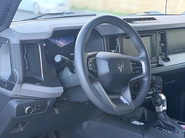 Ford Bronco, 2.3 L, 2022 год, 110 000 km, Баку - Цена: 58 000 ₼ - Tunel.az