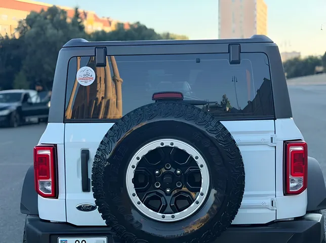 Ford Bronco, 2.3 L, 2022 год, 110 000 km, Баку - Цена: 58 000 ₼ - Tunel.az