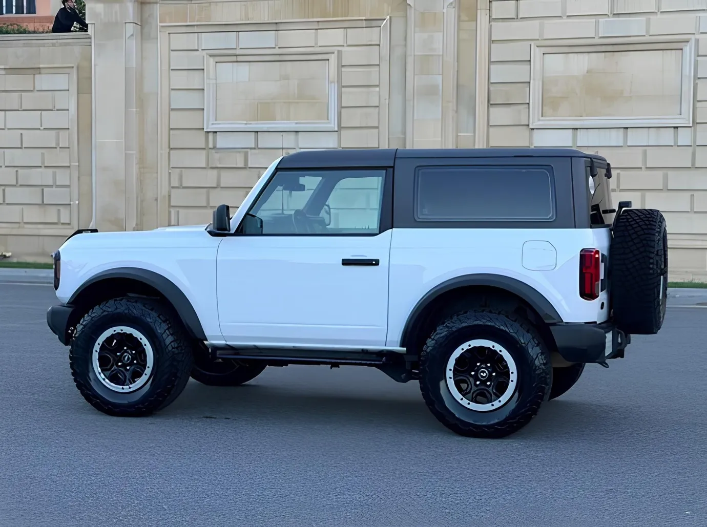 Ford Bronco, 2.3 L, 2022 год, 110 000 km, Баку - Цена: 58 000 ₼ - Tunel.az