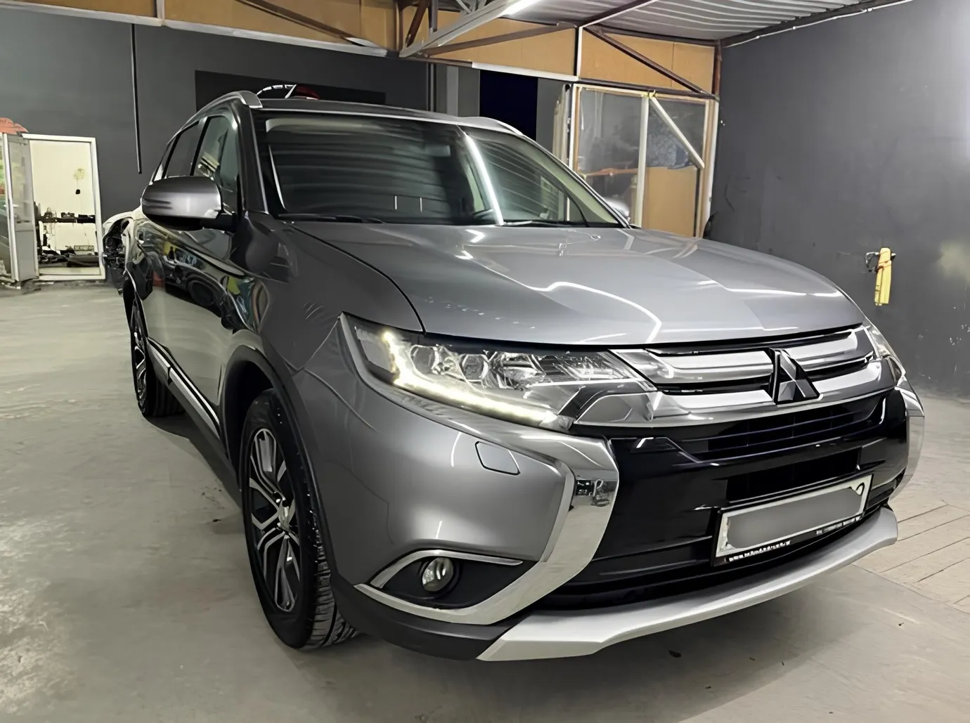 Mitsubishi Outlander, 2.4 L, 2017 год, 185 000 km, Баку - Цена: 30 000 ₼ - Tunel.az
