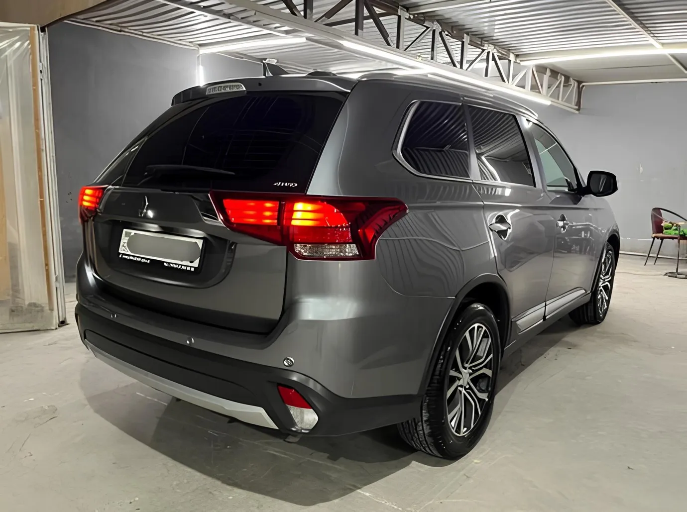 Mitsubishi Outlander, 2.4 L, 2017 год, 185 000 km, Баку - Цена: 30 000 ₼ - Tunel.az