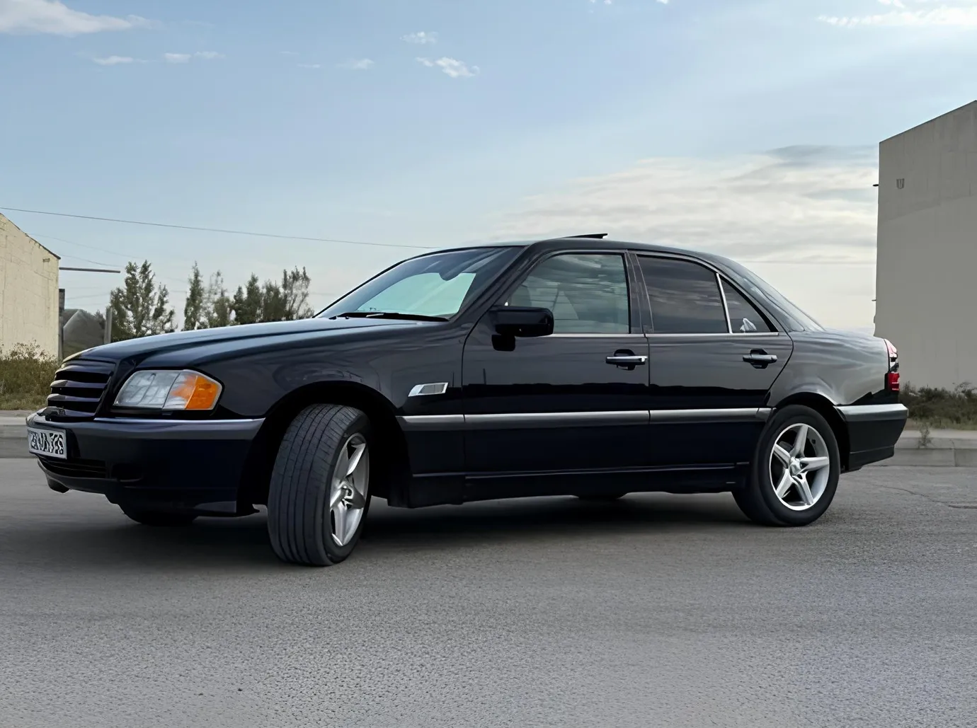 Mercedes C 230, 2.3 L, 1997 i̇l, 488 734 km, Yevlax - Qiymət: 12 200 ₼ - Tunel.az