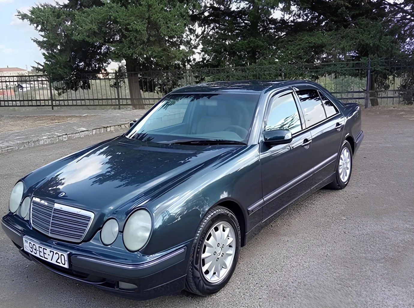 Mercedes E 220, 2.2 L, 2000 i̇l, 300 000 km, Cəlilabad - Qiymət: 15 300 ₼ - Tunel.az