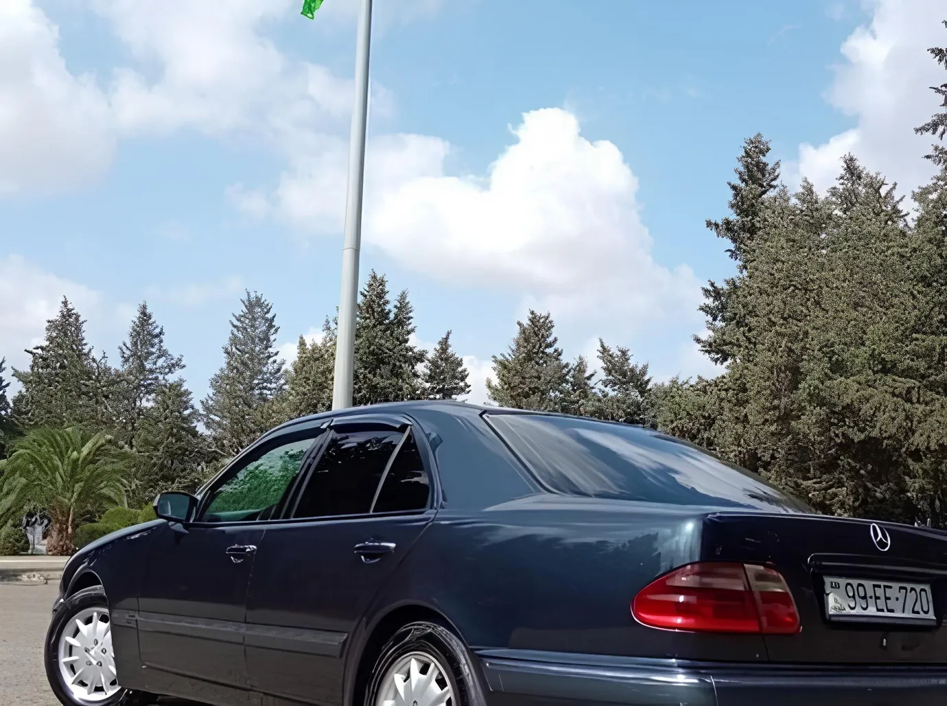 Mercedes E 220, 2.2 L, 2000 i̇l, 300 000 km, Cəlilabad - Qiymət: 15 300 ₼ - Tunel.az