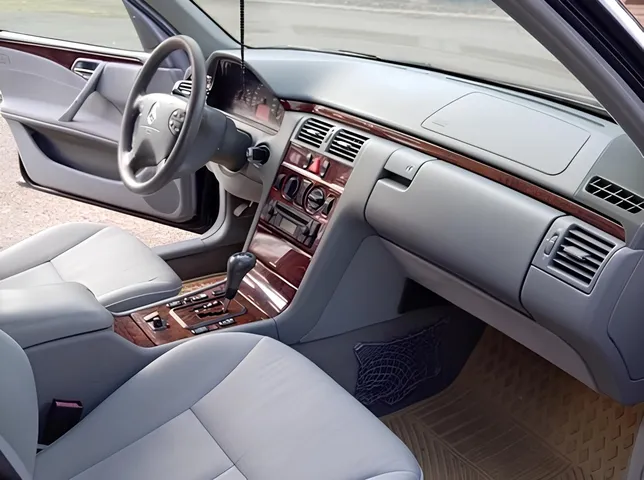 Mercedes E 220, 2.2 L, 2000 i̇l, 300 000 km, Cəlilabad - Qiymət: 15 300 ₼ - Tunel.az