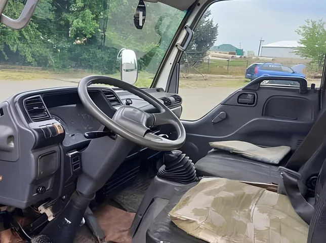 Isuzu NKR 55 E, 2.8 L, 2008 i̇l, 200 000 km, Yevlax - Qiymət: 11 500 ₼ - Tunel.az