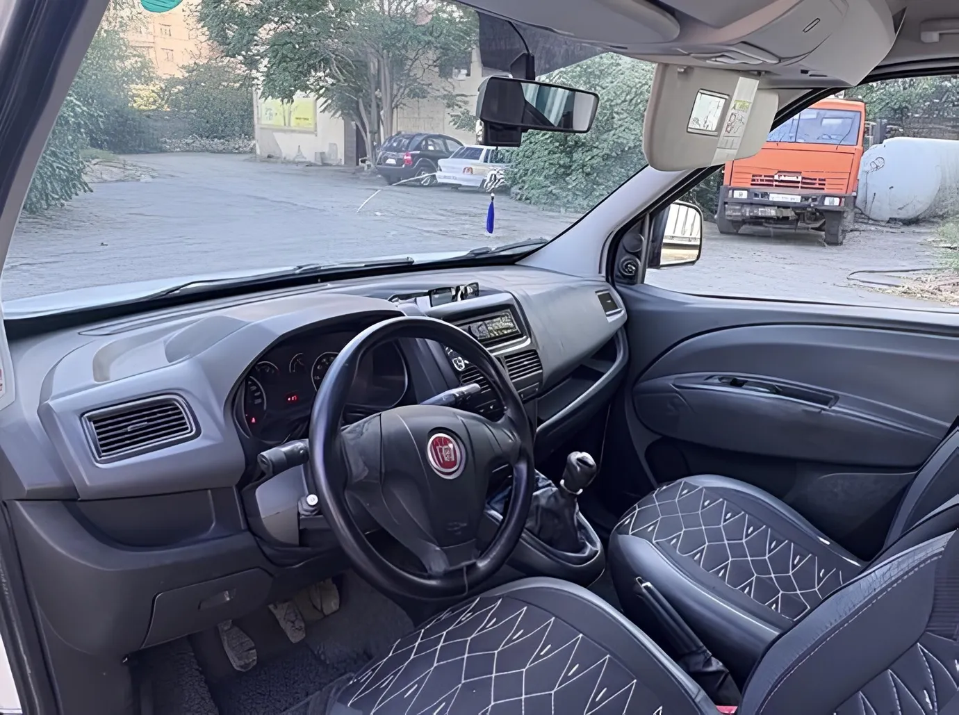 Fiat Doblo, 1.4 L, 2014 год, 300 000 km, Баку - Цена: 11 300 ₼ - Tunel.az