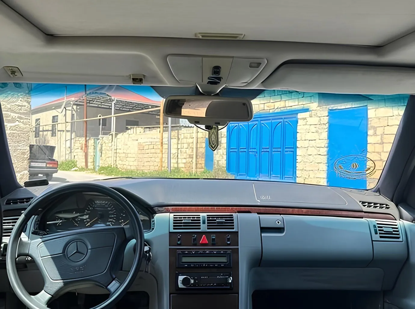 Mercedes E 280, 2.8 L, 1998 жазыңыз жыл, 330 000 km, Baku - Бағасы: 6 500 ₼ - Tunel.az