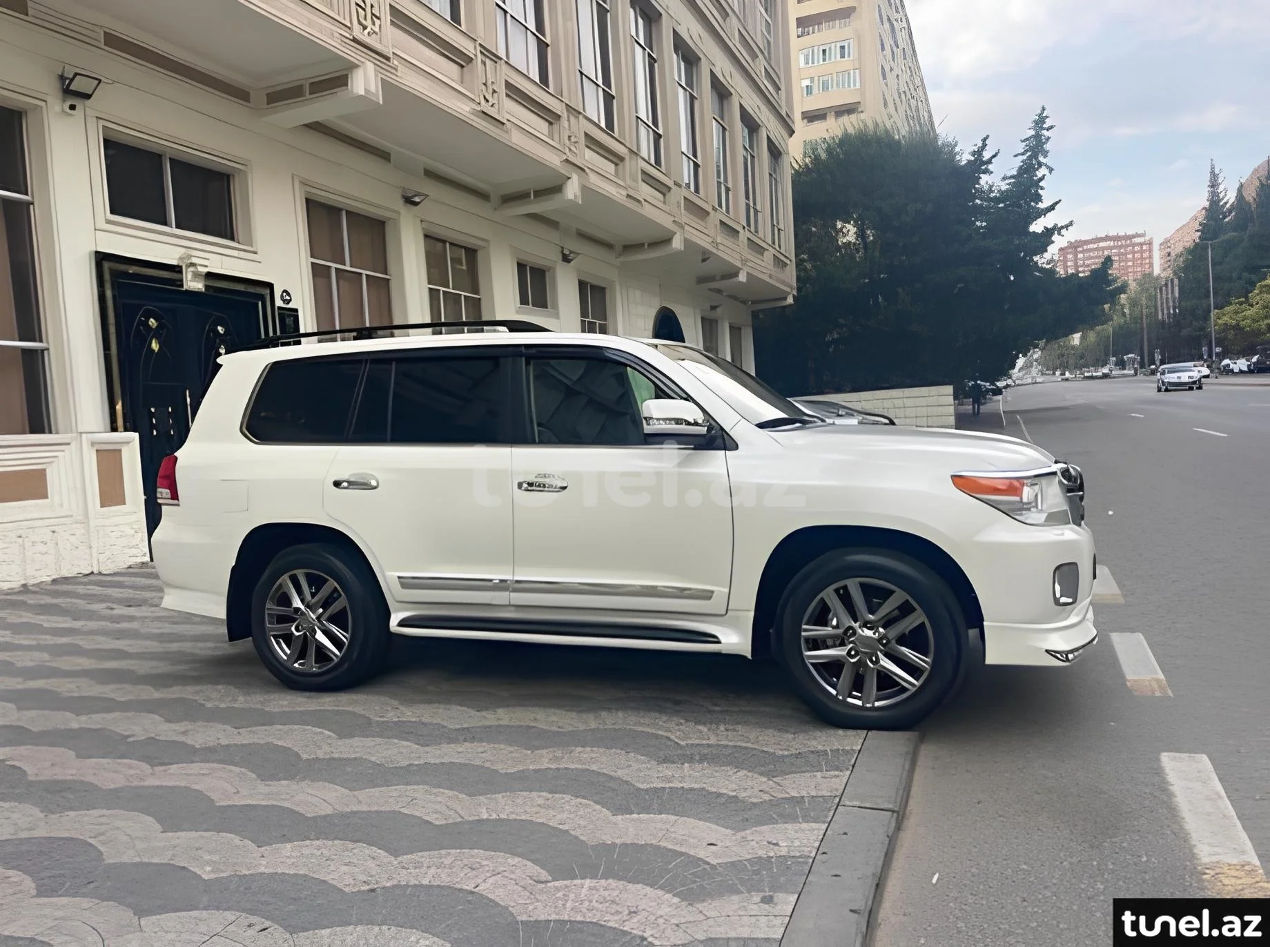 Toyota Land Cruiser 2013