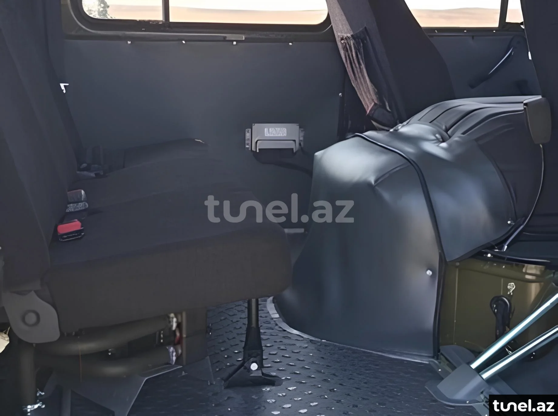 UAZ 390945 2025