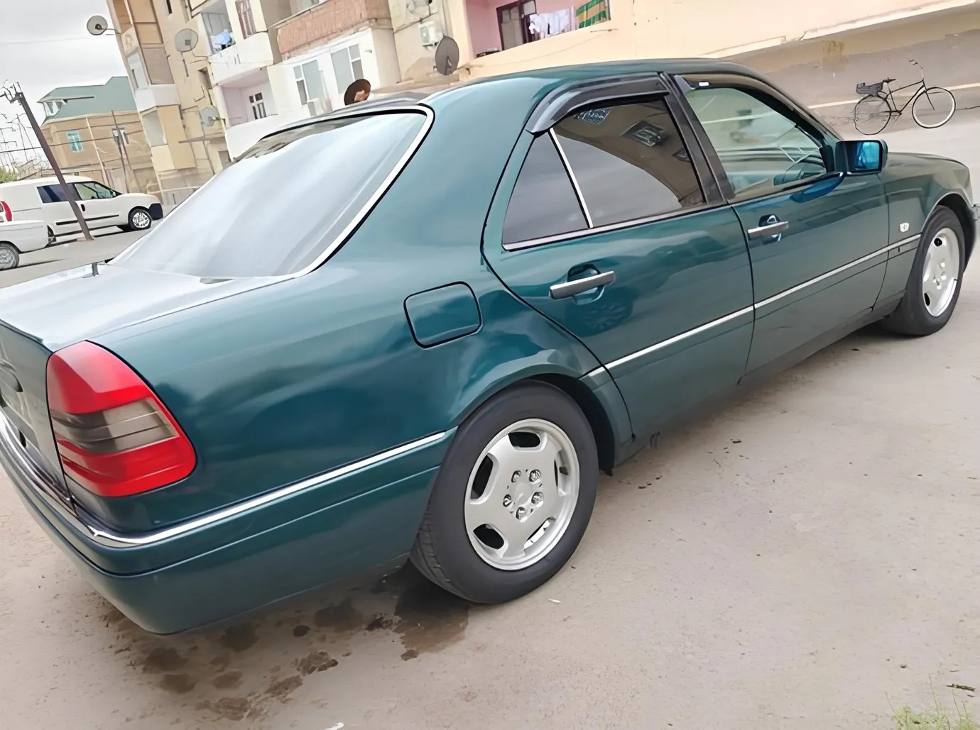 Mercedes C 200, 2.0 L, 1997 year, 300 000 km, Baku - Price: 9 200 ₼ - Tunel.az