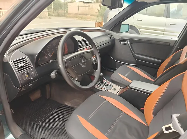 Mercedes C 200, 2.0 L, 1997 year, 300 000 km, Baku - Price: 9 200 ₼ - Tunel.az