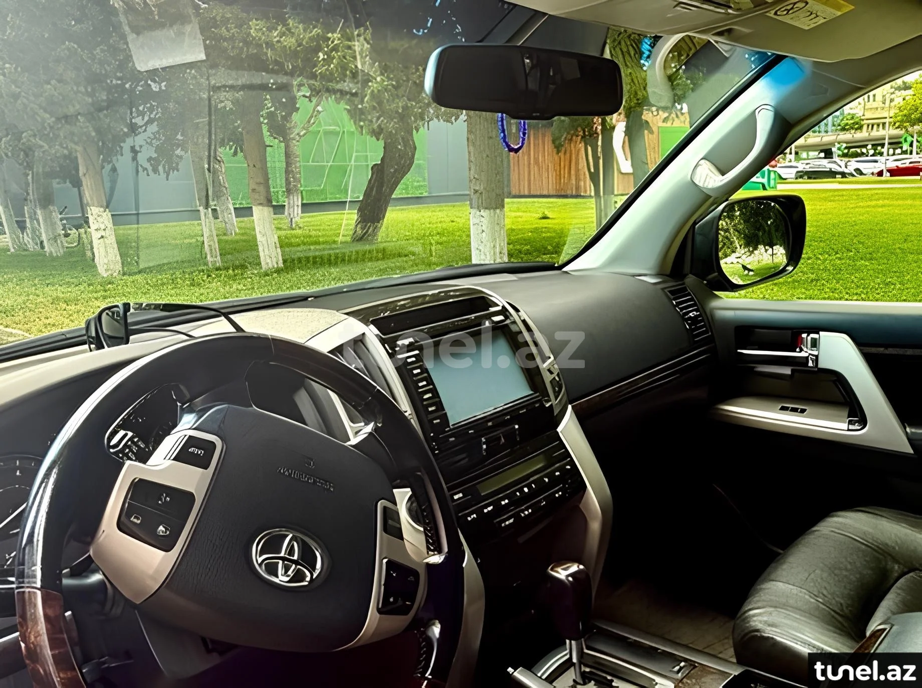 Toyota Land Cruiser 2013