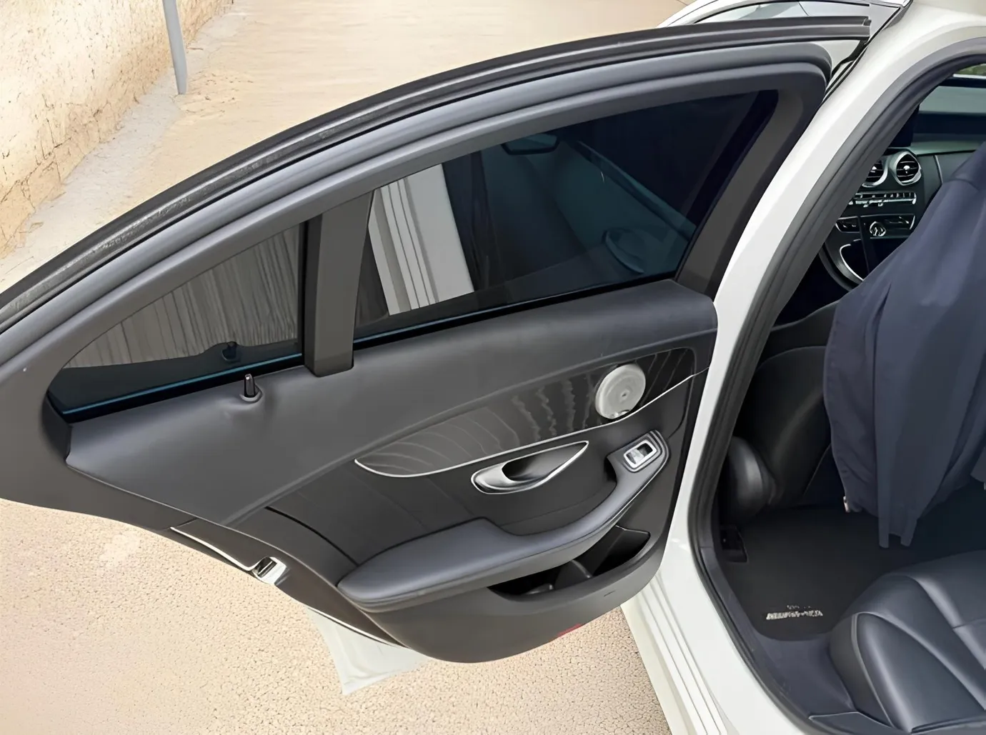 Mercedes C 300, 2.0 L, 2016 жазыңыз жыл, 202 000 km, Baku - Бағасы: 34 500 ₼ - Tunel.az
