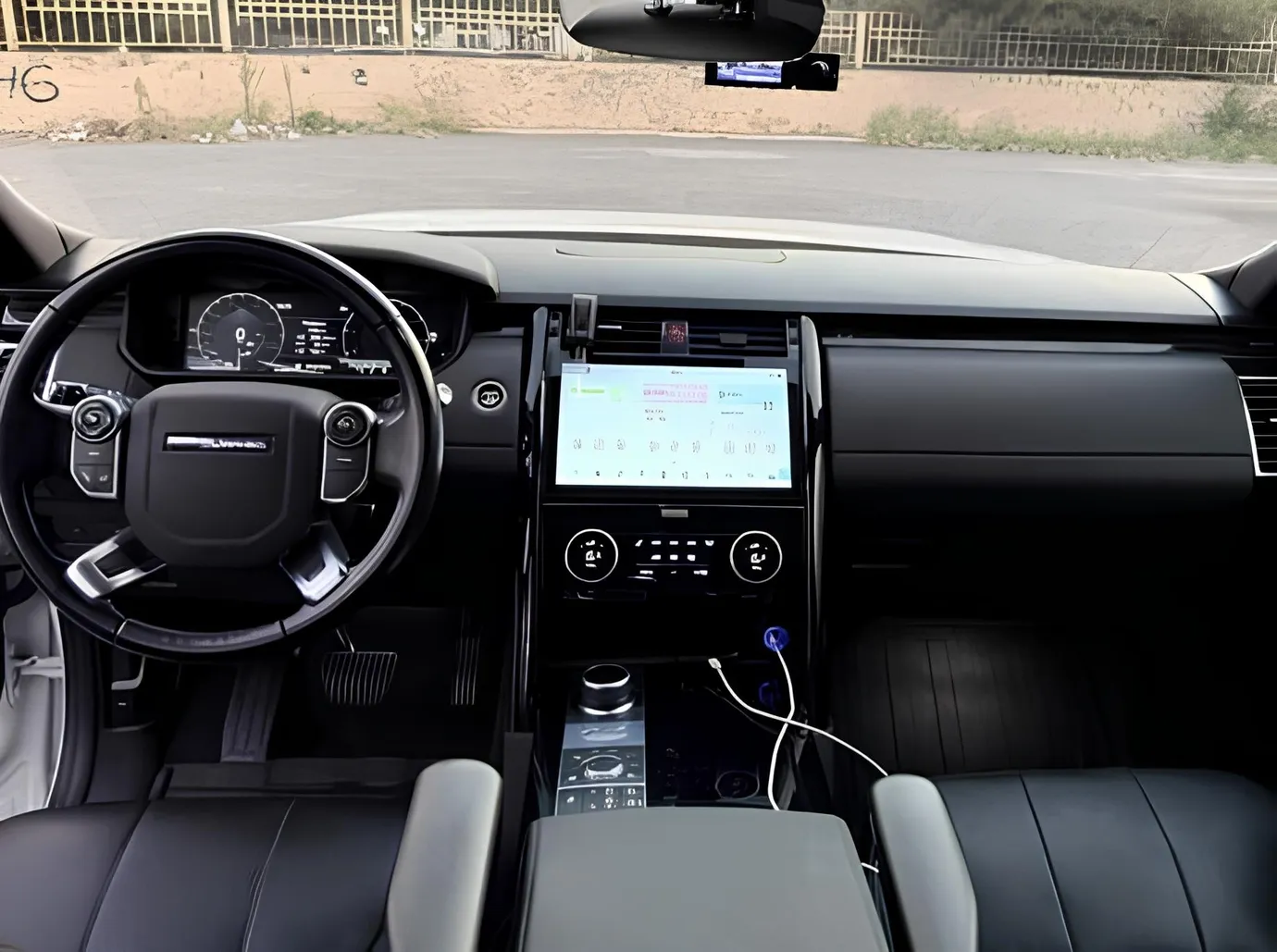 Land Rover Discovery, 3.0 L, 2017 год, 123 000 km, Баку - Цена: 45 900 ₼ - Tunel.az