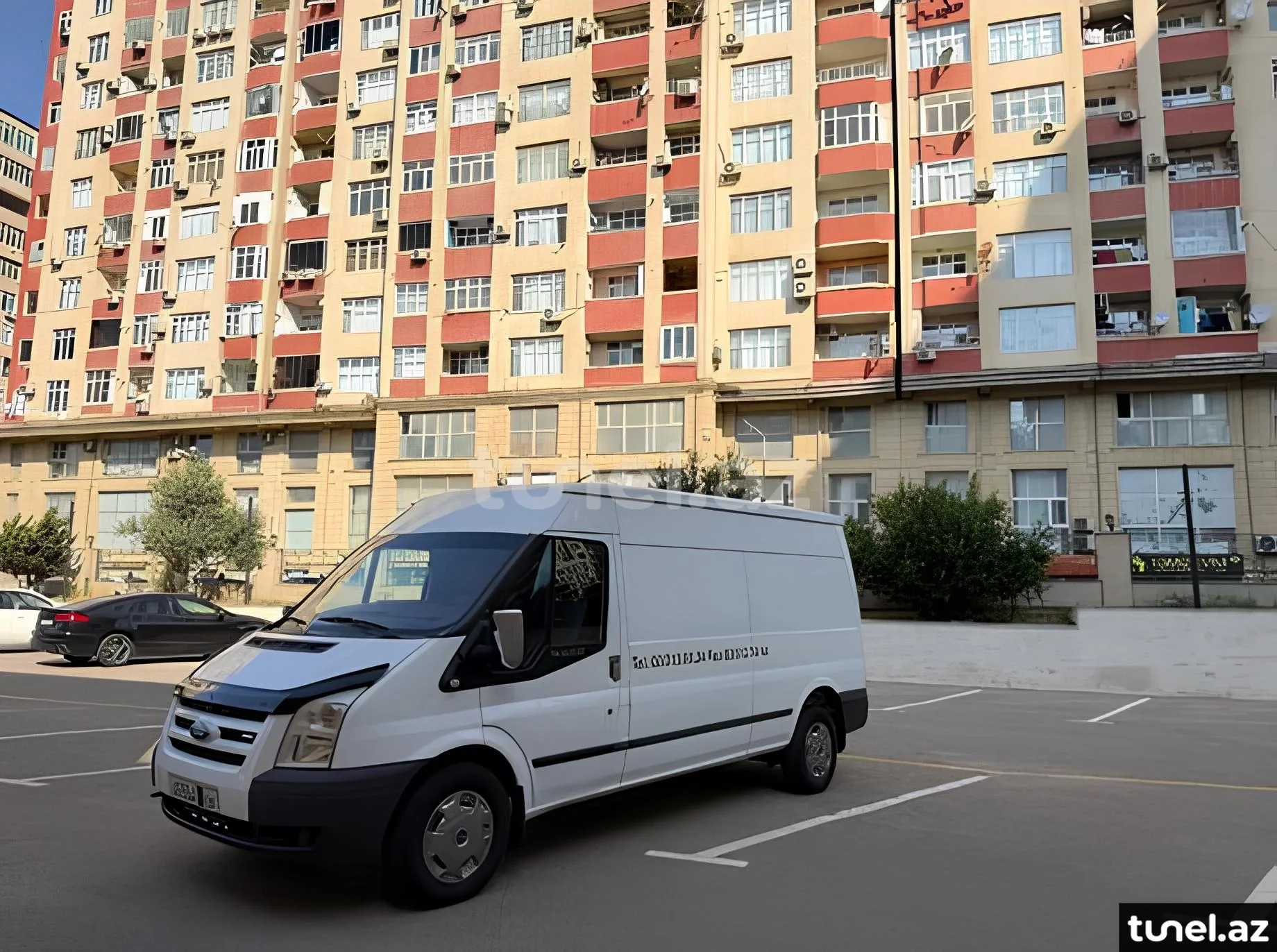 Ford Transit 2011