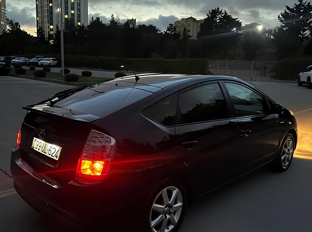 Toyota Prius, 1.5 L, 2007 წელი, 280 000 km, Baku - ფასი: 14 700 ₼ - Tunel.az