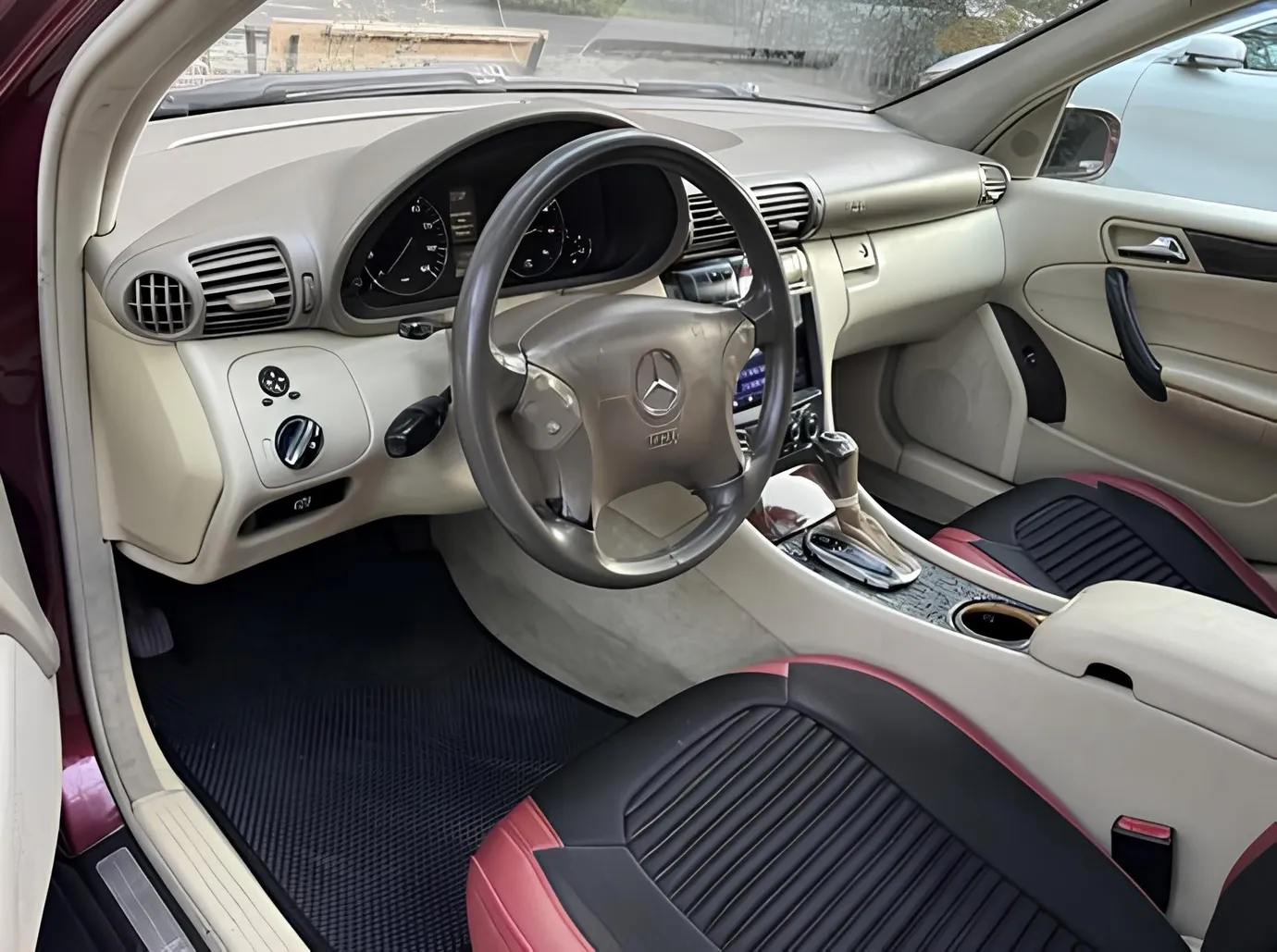 Mercedes C 240, 2.6 L, 2005 წელი, 248 181 km, Baku - ფასი: 8 800 ₼ - Tunel.az