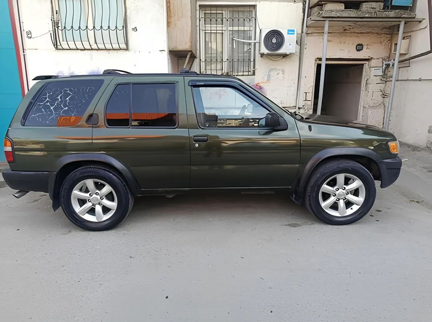 Nissan Pathfinder, 3.3 L, 1998 سنة, 390 000 km, Baku - السعر: 4 500 ₼ - Tunel.az