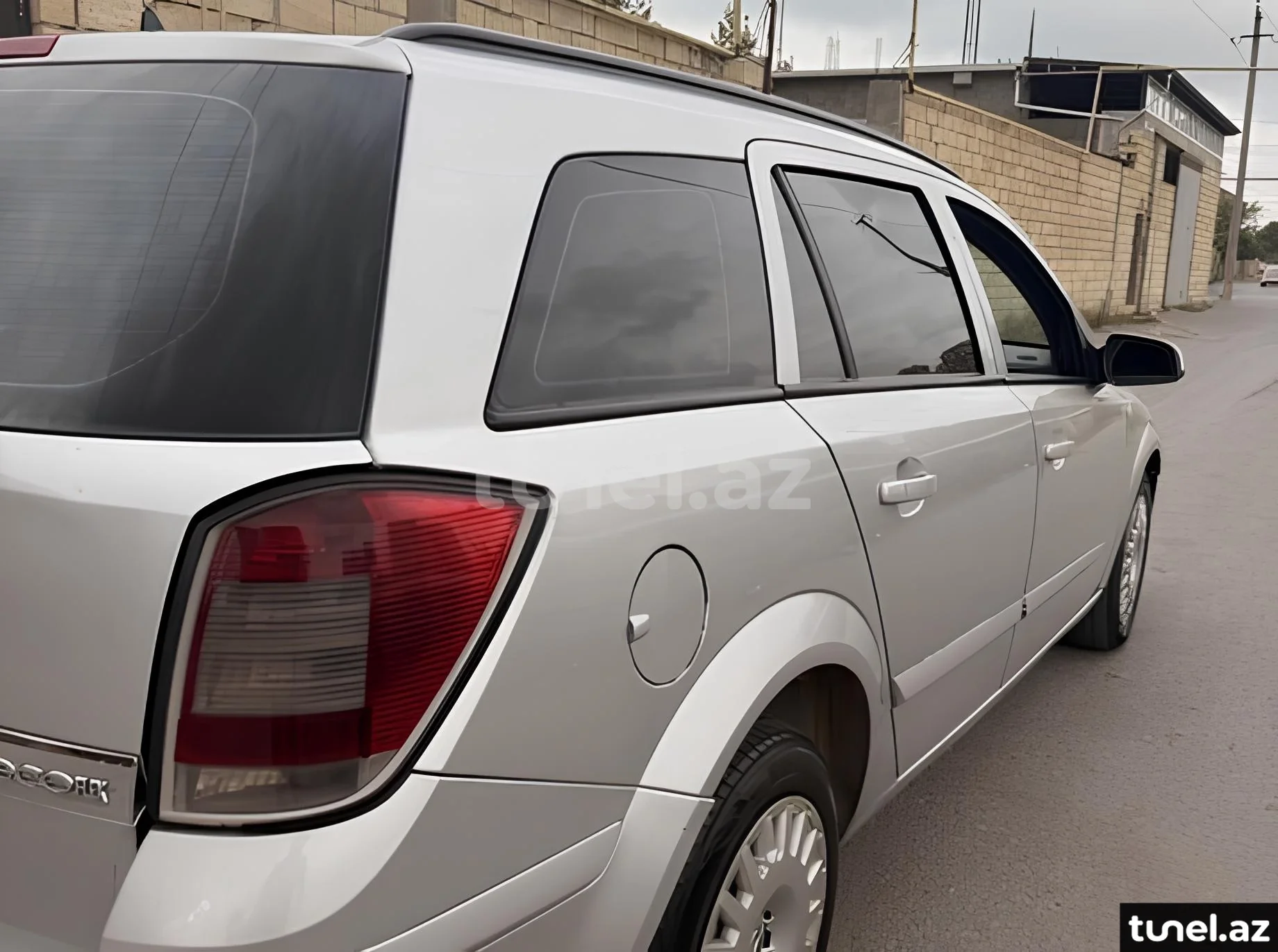 Opel Astra 2010