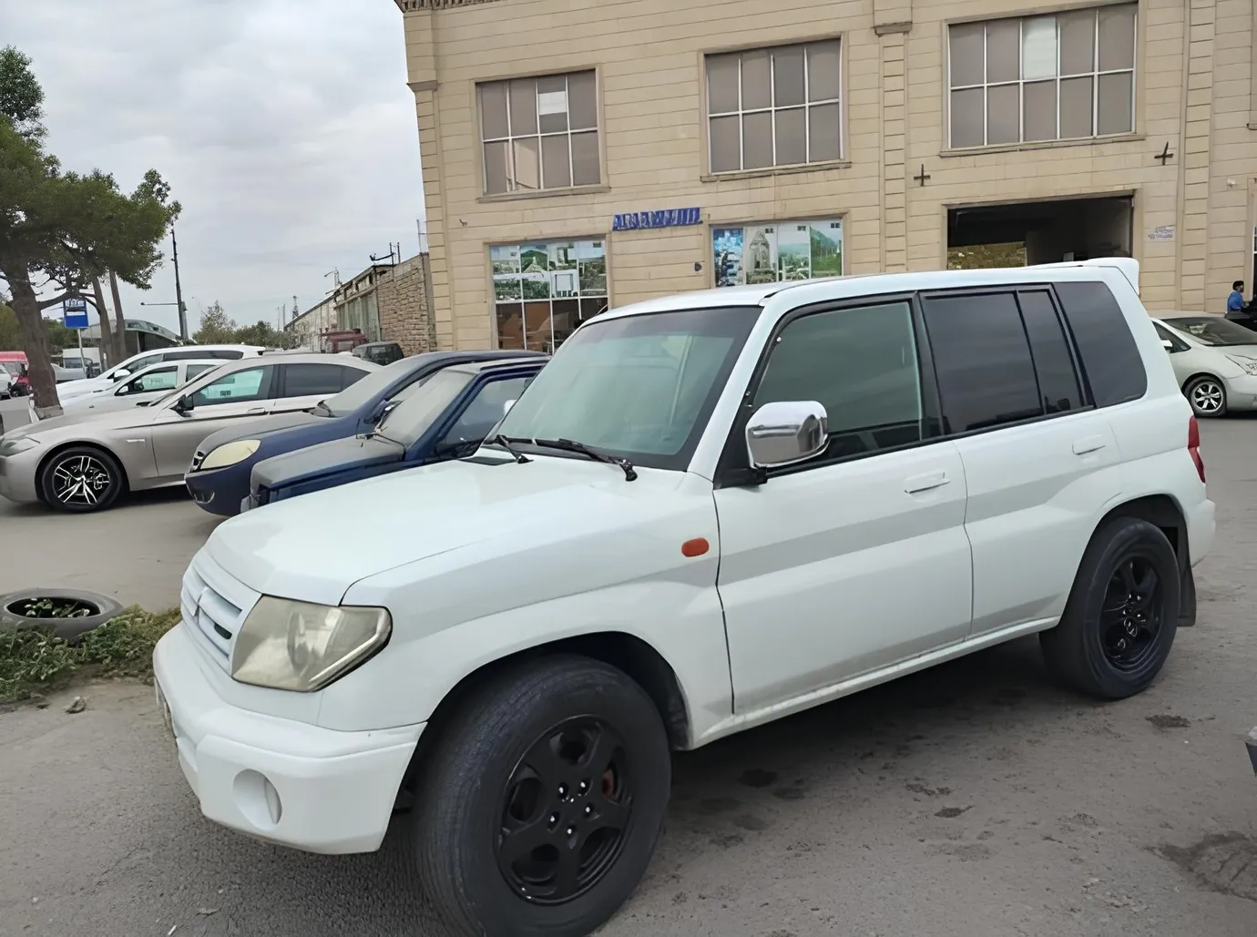 Mitsubishi Pajero io, 1.8 L, 1998 año, 364 000 km, Sumgayit - Precio: 8 400 ₼ - Tunel.az