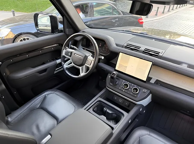 Land Rover Defender, 2.0 L, 2023 წელი, 53 000 km, Baku - ფასი: 148 000 ₼ - Tunel.az
