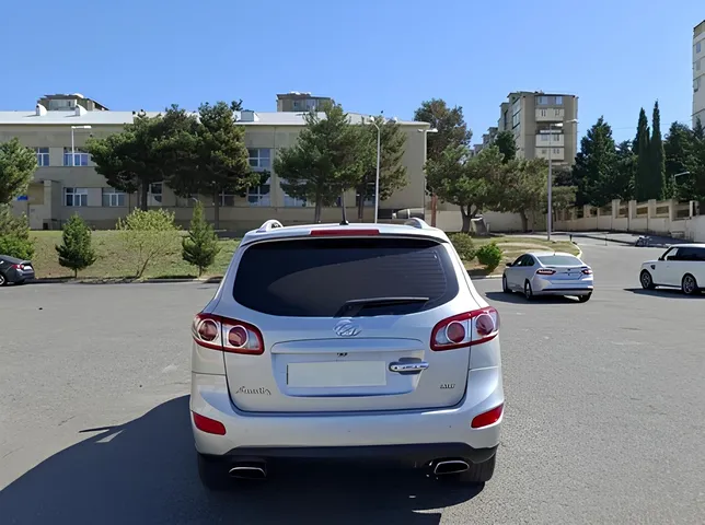 Hyundai Santa Fe, 2.0 L, 2010 год, 323 000 km, Баку - Цена: 22 400 ₼ - Tunel.az