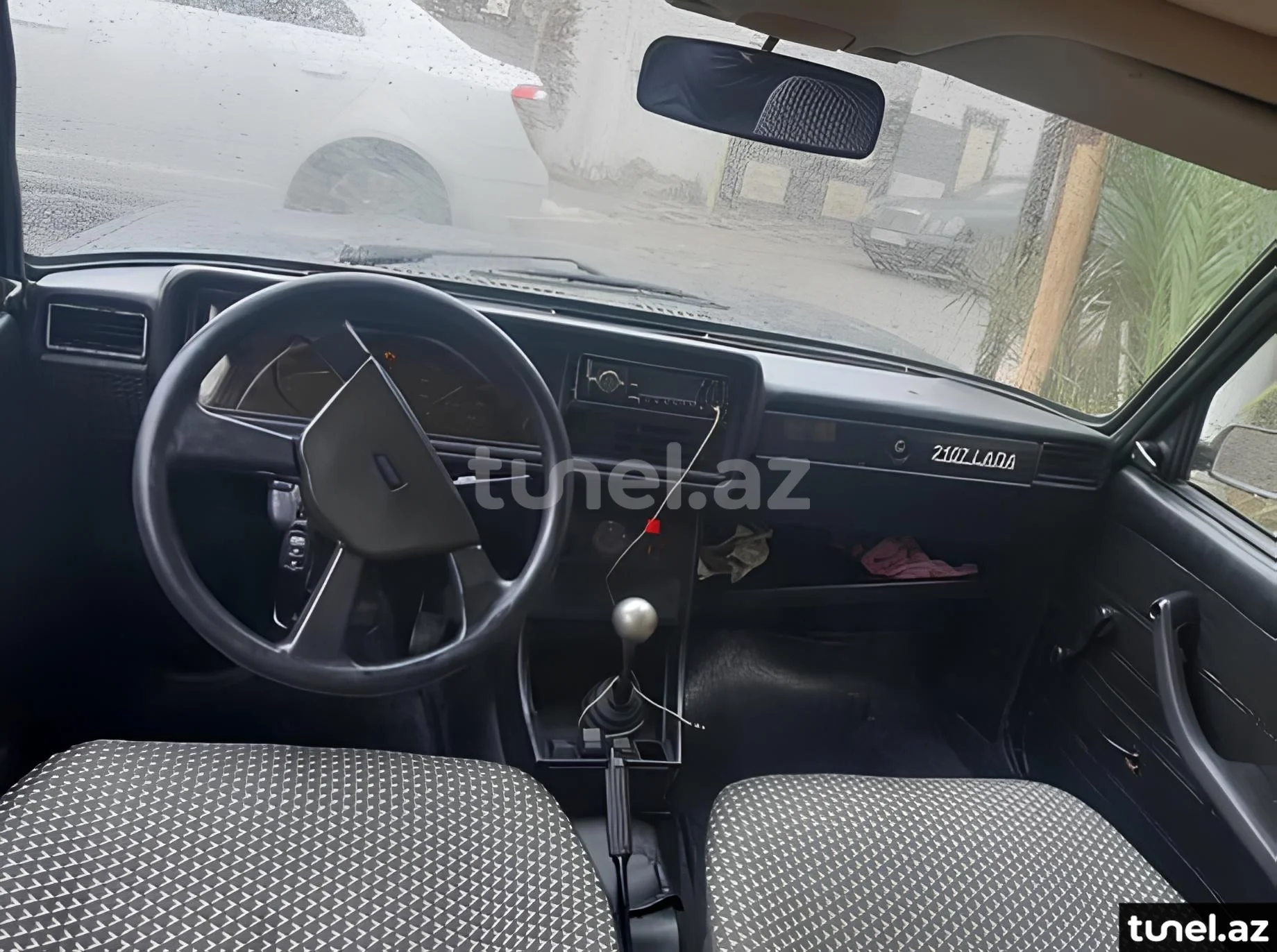 LADA (VAZ) 2107 2011