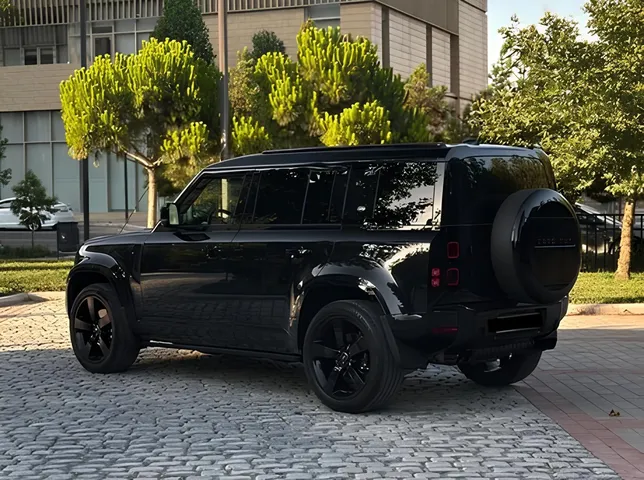 Land Rover Defender, 2.0 L, 2024 year, 19 000 km, Baku - Price: 156 400 ₼ - Tunel.az
