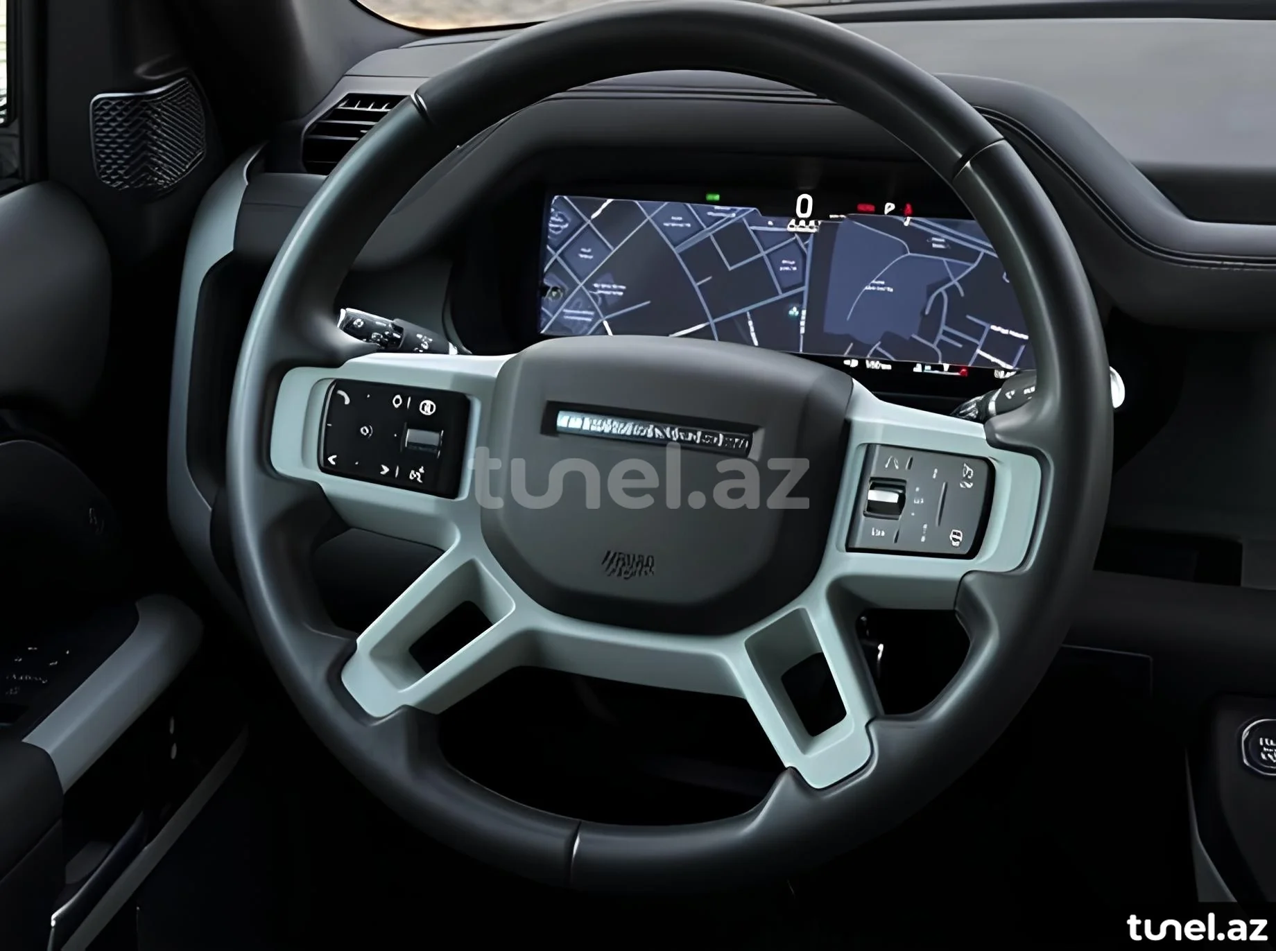 Land Rover Defender 2024