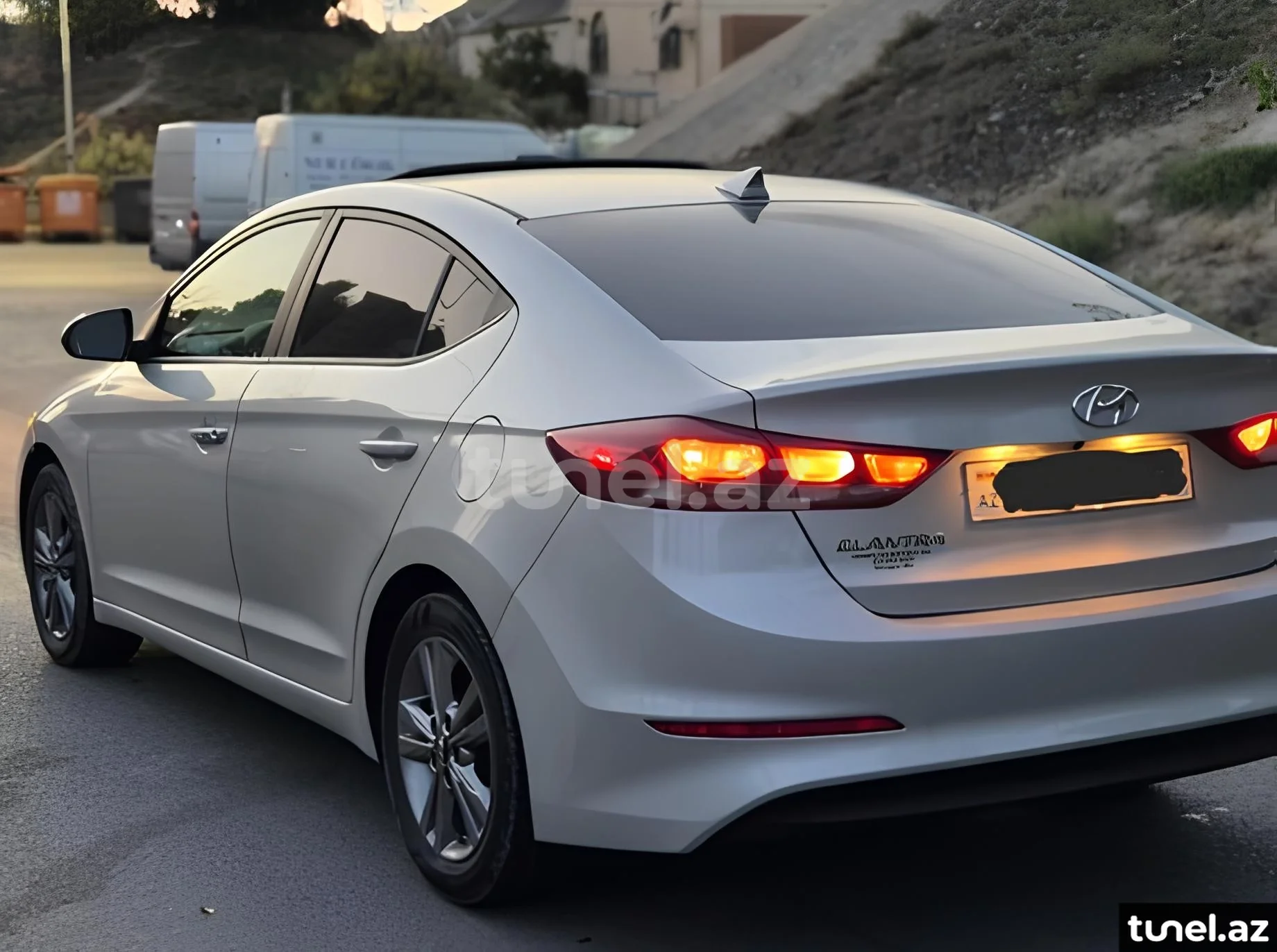 Hyundai Elantra 2017