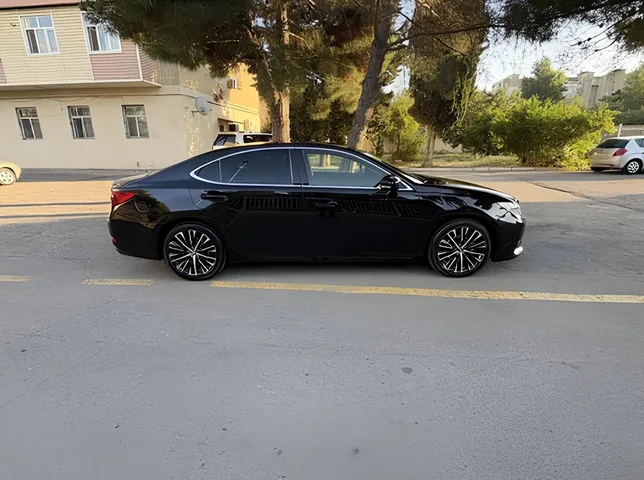 Lexus ES 250, 2.5 L, 2013 год, 247 000 km, Баку - Цена: 29 500 ₼ - Tunel.az