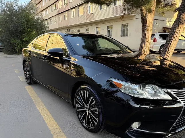 Lexus ES 250, 2.5 L, 2013 год, 247 000 km, Баку - Цена: 29 500 ₼ - Tunel.az