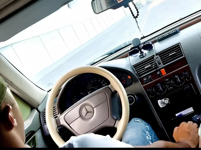 Mercedes C 200, 2.0 L, 1995 წელი, 748 000 km, Baku - ფასი: 7 500 ₼ - Tunel.az